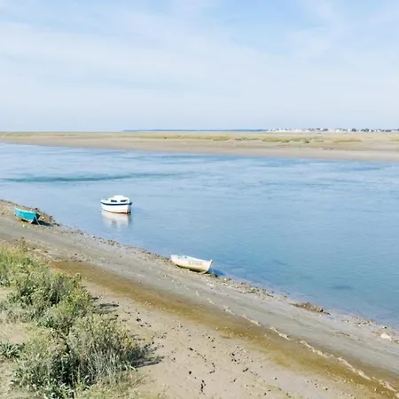 Holiday home Les Portes De La Baie
